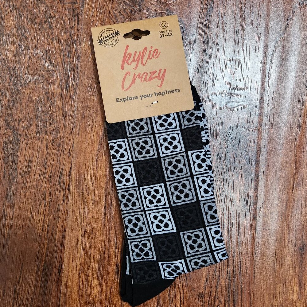 Brand new patterned unisex socks